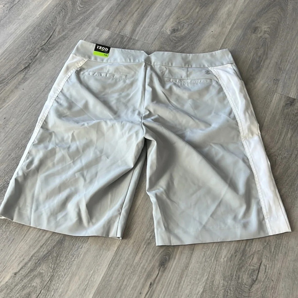 IZOD golf shorts size 10  NWT - Picture 4 of 10